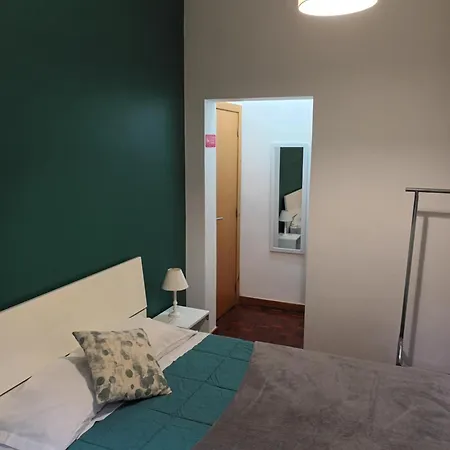 Fx Carvalhal Πανσιόν 2*