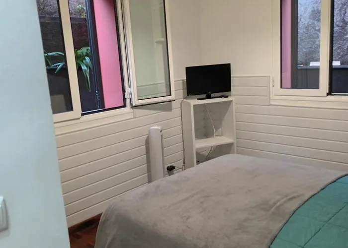 Fx Carvalhal Pensión 2*